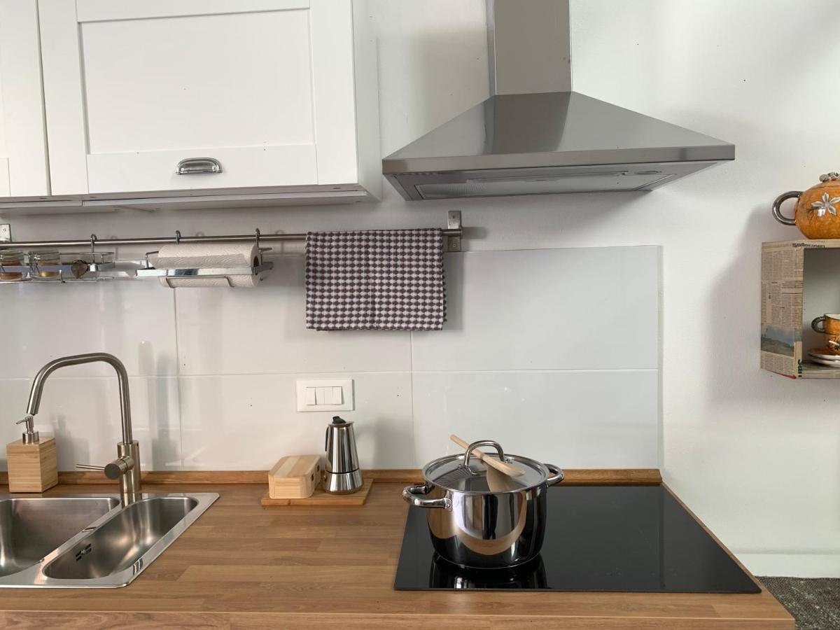 Metroloft Bed and Breakfast Bologna Esterno foto