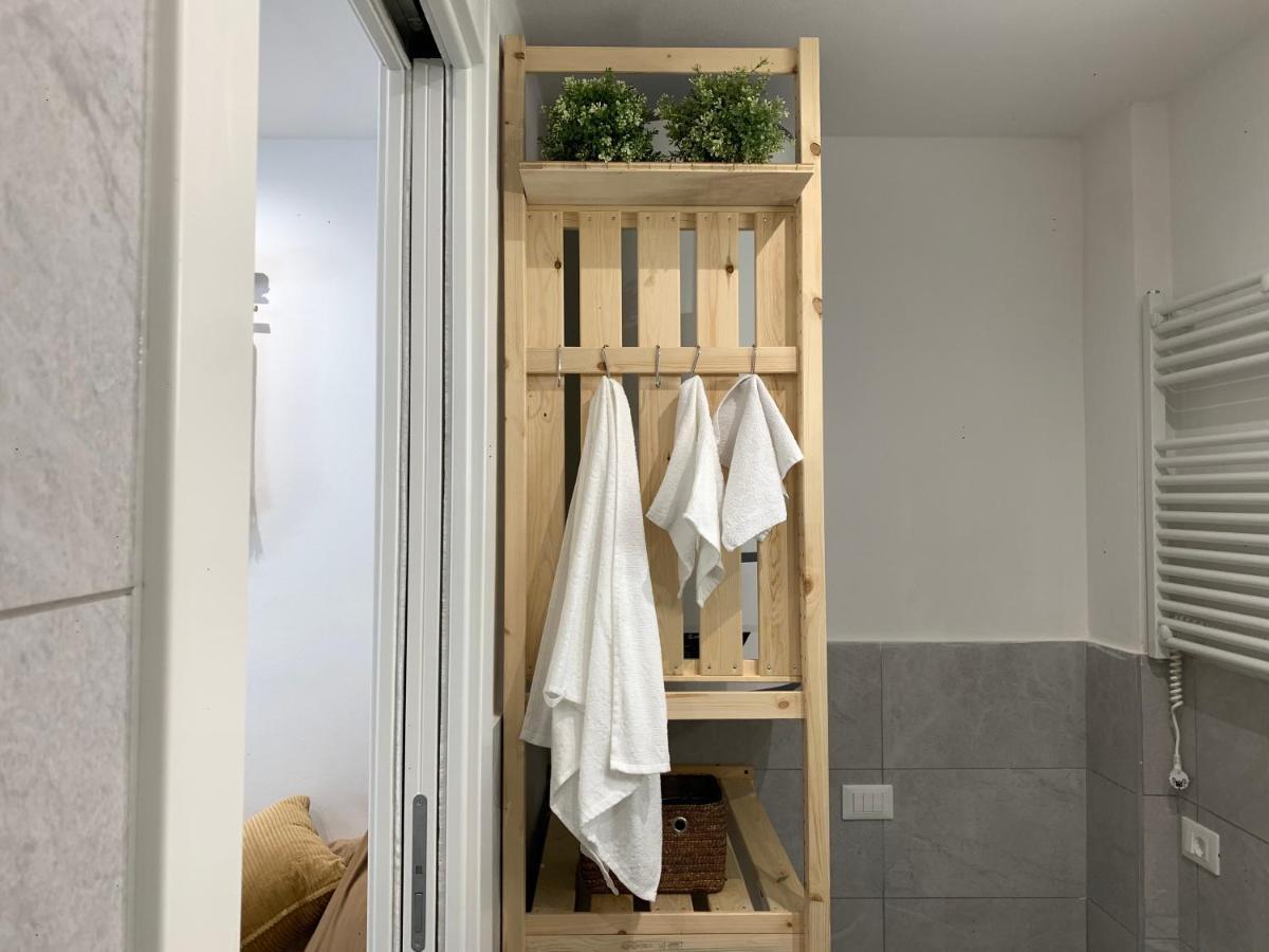 Metroloft Bed and Breakfast Bologna Esterno foto