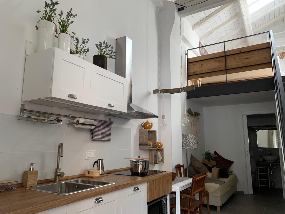 Metroloft Bed and Breakfast Bologna Esterno foto