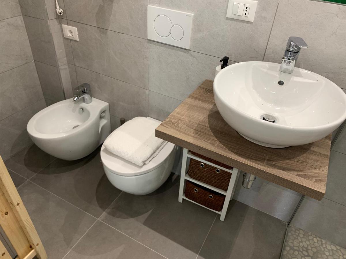 Metroloft Bed and Breakfast Bologna Esterno foto